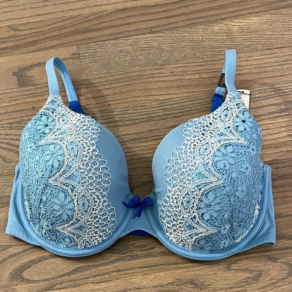 Victoria’s Secret Supersoft Body Lined Perfect Coverage Crochet lace bra 32DDD